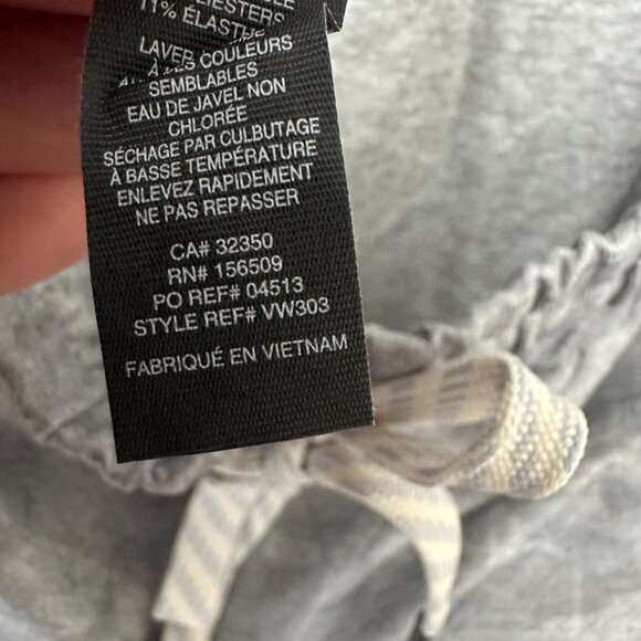 Vuori Women's Gray Camo Jogger Track Pants - Picture 11 of 12